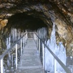 We found the secret cave in Arcalís