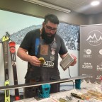Learning how to take care of our skis with Esports St Moritz