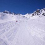 Empty slopes today - 24/3/2011