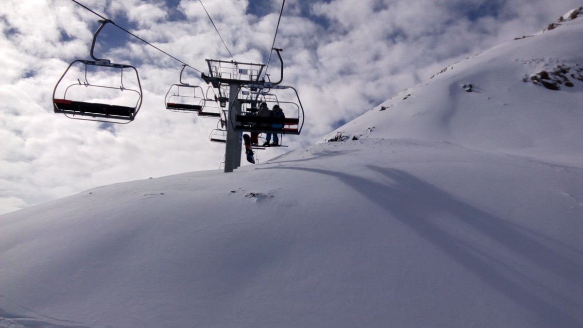 The powder under the chairlift Port Negre still untouched