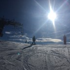 Great snow and strong sun at the top of Port Negre chairlift