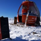 The new Gondola Snack Bar in the blue slope Cubil in Pal